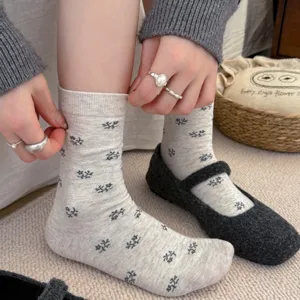Women cute grey floral mid tube cotton socks autumn winter retro slouch socks cozy daily wear