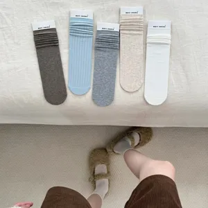 Korean style women slouch socks autumn vertical striped cotton mid tube socks cute solid color