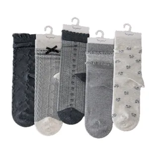 Women grey mid-tube socks set, sweet floral knit design winter warm thermal hosiery.