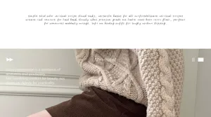 Comfortable slouch socks with delicate vertical stripes, versatile basics for daily outfits.