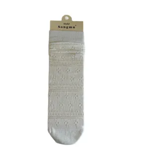 Frühling Sommer weiße Socken Damen dünnes Mesh Hohlpunkt Mittelschlauch Baumwolle