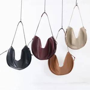 sac porté épaule croissant minimaliste sac demi-lune polyvalent sac besace élégant chic