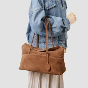 Femme marron daim cabas sac vintage navette oreiller sac niche luxe épaule sous les bras