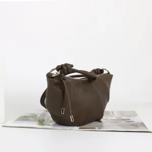 Sac portepaule hobo en cuir marron avec poignée nouée sac bandoulière tendance chic