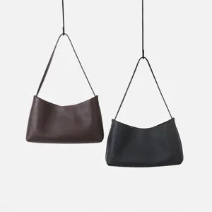 Sac porté épaule hobo en cuir grainé minimaliste, sac à main chic pour le quotidien et bureau.