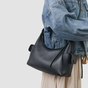 Bolso de hombro de moto de cuero negro gran capacidad bolso hobo tote para mujeres uso diario