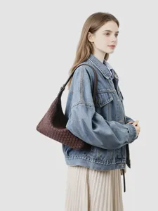 Sac épaule hobo en cuir tressé artisanal chic marron décontracté sac besace femme sous aisselle