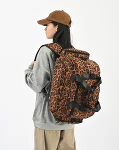 Zaino da viaggio multifunzionale con stampa leopardata, borsa a tracolla portatile grande capacità.
