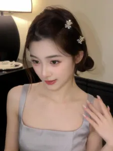 Bellissime mollette per capelli con strass a fiore stile coreano, fermagli di cristallo.