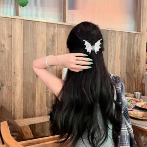 Pince à cheveux chauve-souris gothique en métal pour femme, accessoire de coiffure punk