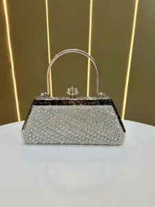 Women Fashion Rhinestone Evening Bag Elegant Silver Clutch Chain Crossbody Handbag For Party Wedding Banquet Lady Purse
