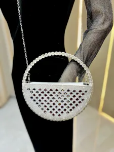 Elegante borsa da sera mezza luna in strass lussuosa borsetta di cristallo festa