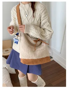 Sac cabas en sherpa style coréen avec design couleur contrastée, grand sac bandoulière.