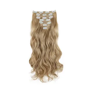 Detaillierte Ansicht der langen, gelockten Haarextension mit 16 Clips in hellem Blond.