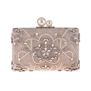 Elegante borsa da sera a tracolla con perline e strass con doppia chiusura a perla per matrimoni.