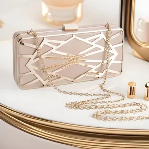 Damen Abendtasche Clutch Elegant Geometrisch Aushöhlen Metall Hartschale Handtasche Umhängetasche Mode Party Geldbörse