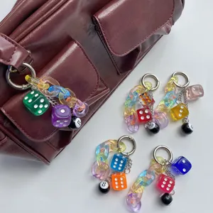 Transparenter Bunter Würfel Schwarz 8 Acryl Kette Schlüsselanhänger Modischer Taschenanhänger Schmuck Für Damen Herren Telefon Zubehör Geschenk