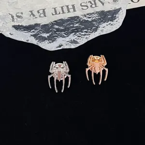 Vintage Zinc Alloy Spider Brooch For Men Women Fashion Electroplated Animal Pin For Suit Corsage Personality Jewelry