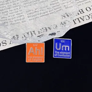Periodiek systeem emaille broches, grappige Ah Um wetenschap metalen speldjes badge.