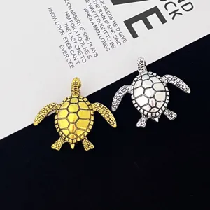 Creative Fashion Turtle Brooch Zinc Alloy Electroplated Suit Sweater Animal Shape Pin For Men Women Fresh Individual Jewelry Accessory