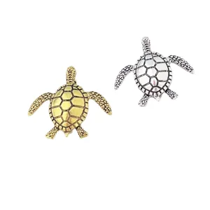 Creative fashion turtle brooch pin, elegant alloy animal sweater buckle for women suit.
