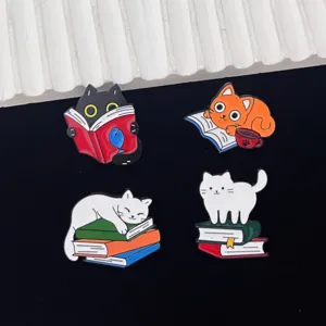 Creative Intellectual Cat Brooch Cartoon Animal Reading Book Zinc Alloy Enamel Pin Badge For Students Backpack Accessories