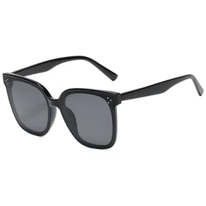 Gafas de Sol Cuadradas de Montura Grande Unisex Protección UV400 Gafas de Sol de Conductor de Moda para Hombres y Mujeres