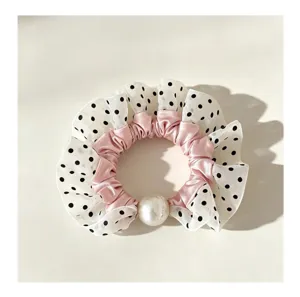 Elegante coletero de gasa con lunares, satén rosa y perla grande para mujeres y niñas.