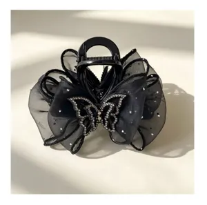 Zwarte mesh strass vlinder haarklem detailweergave, elegant haaraccessoire voor dames.
