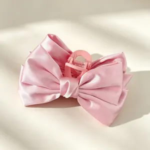 Roze satijnen strik haarklem voor vrouwen, elegante Franse haaraccessoires voor dagelijks gebruik.