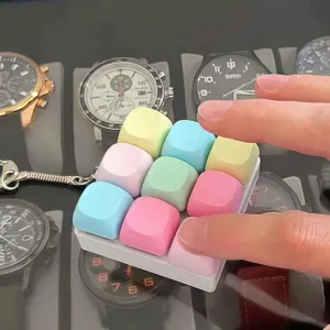 Mini clavier mécanique macaron 9 touches jouet anti-stress, porte-clés coloré portable.