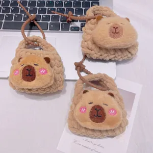 Cute handmade knitted capybara plush coin purse keychain lovely backpack charm for kids.