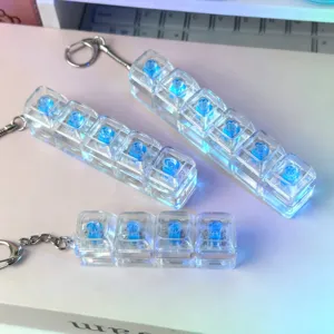 Porte-clés fidget interrupteur clavier mécanique transparent, design 4 et 6 touches.