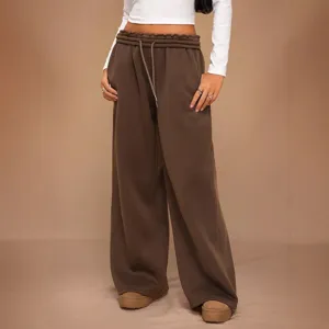 Pantalón de chándal ancho marrón forrado de felpa con cintura elástica para mujer.