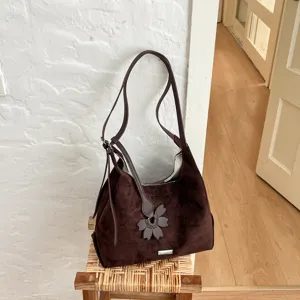 Καφέ vintage σουέτ γυναικεία τσάντα ώμου, casual τσάντα tote με χαριτωμένο λουλούδι.