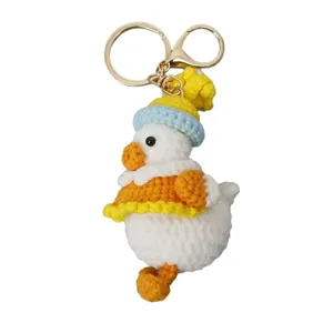 Llavero de pato de ganchillo hecho a mano lindo juguete de peluche colgante de bolsa suave