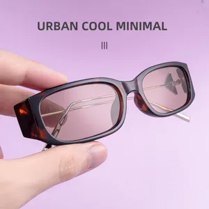 Chics lunettes de soleil carrées écaille homme style urbain tendance protection UV