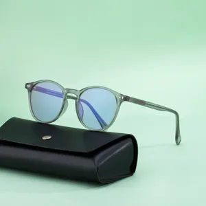 Men's Fashion Oval UV Protection Sunglasses with Black Leather Case Main Product View