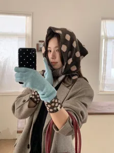 Stylish knit polka dot kerchief and warm gloves set, perfect for autumn and winter daily wear.