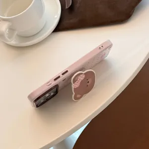 Gedetailleerd overzicht beren telefoonhoesje, zachte siliconen hoes met strik houder, stijlvolle look
