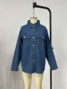 Casual denim jacket for women featuring a classic lapel collar, long sleeves, and buttons.