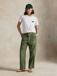 Women's casual vintage white short sleeve t-shirt with blue letter print, summer style.