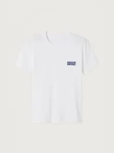 Casual white short sleeve women t-shirt with letter print, perfect for summer daily wear.