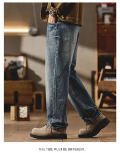 Mens vintage washed loose fit denim jeans casual daily streetwear long trousers style.