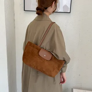 Retro suede shoulder bag for women large capacity tote bag casual daily commute handbag style