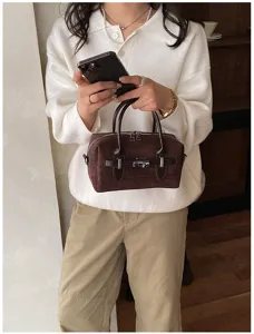 Korean fashion retro suede pillow bag, elegant casual shoulder crossbody bag for women daily commuting.