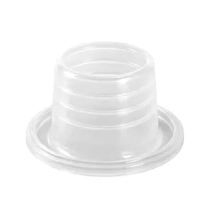 Vista dettagliata di guarnizione in silicone trasparente, accessorio rubinetto antigoccia.