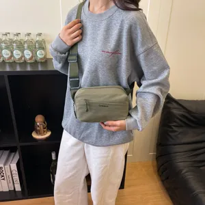 Versatile women chest bag casual waterproof crossbody bag multi-functional sports waist bag
