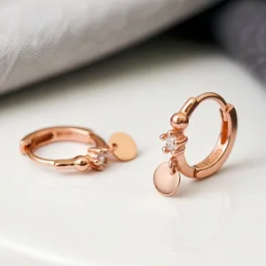 Elegante Roségold S925 Sterling Silber Creolen mit süßem runden Anhänger für den Alltag.