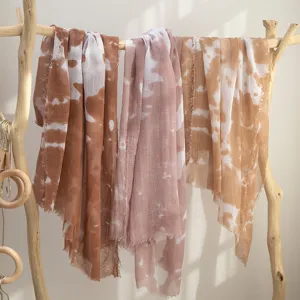 Dames Tie-Dye Viscose Sjaal Lichte Crinkle Bubble Textuur Satin Look Hijab Tulband Aquarel Bedrukte Lange Omslagdoek Elegant Accessoire